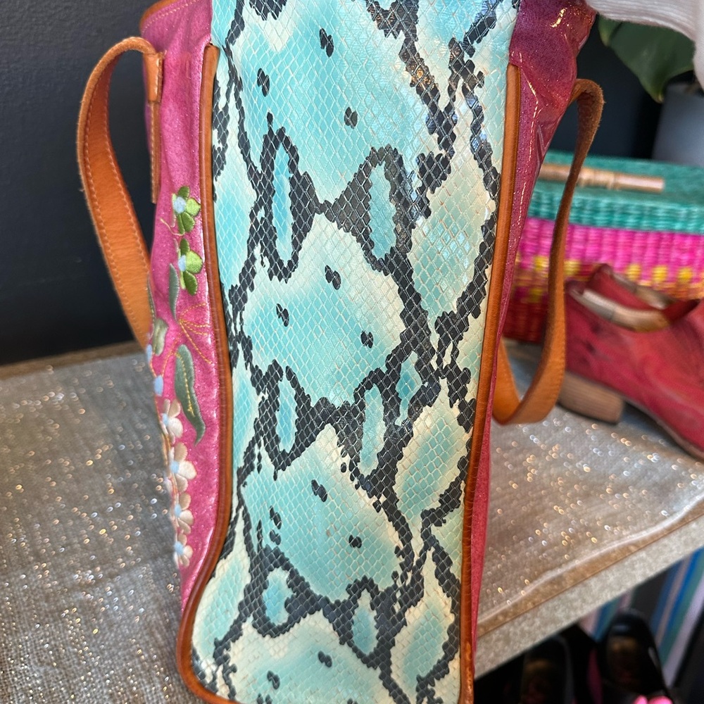 Consuela tote bag